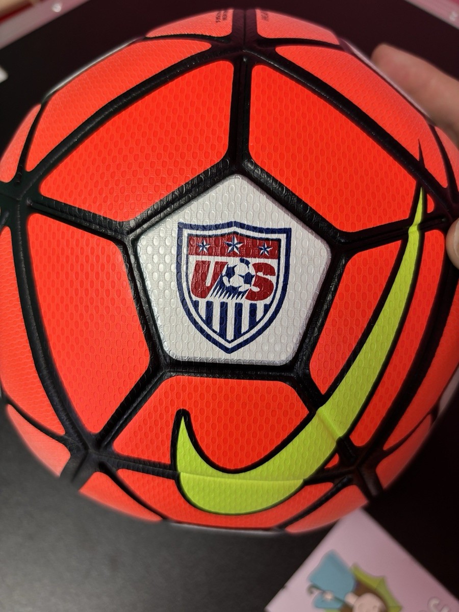 Nike Ordem 3 Official FIFA Match Soccer Ball Team USA 2015/16