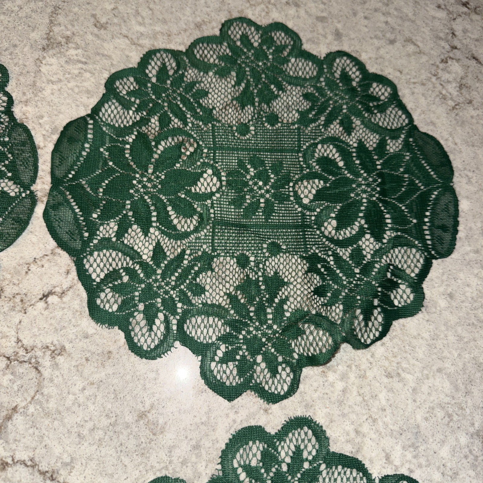 Set Of 4 Dark Green Lace Doily Mat Flower Floral Doilies Plants Christmas