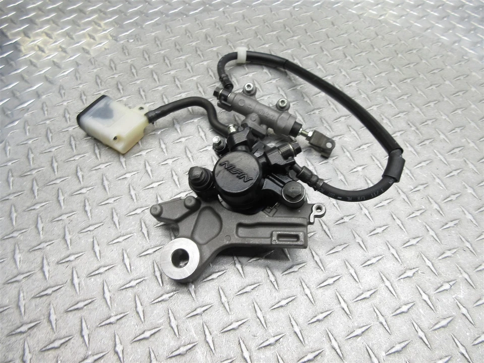 2011 11-13 本田 CBR250R CBR 250R 原始设备制造商后制动卡钳主缸支架 — 第 4/4 张图片