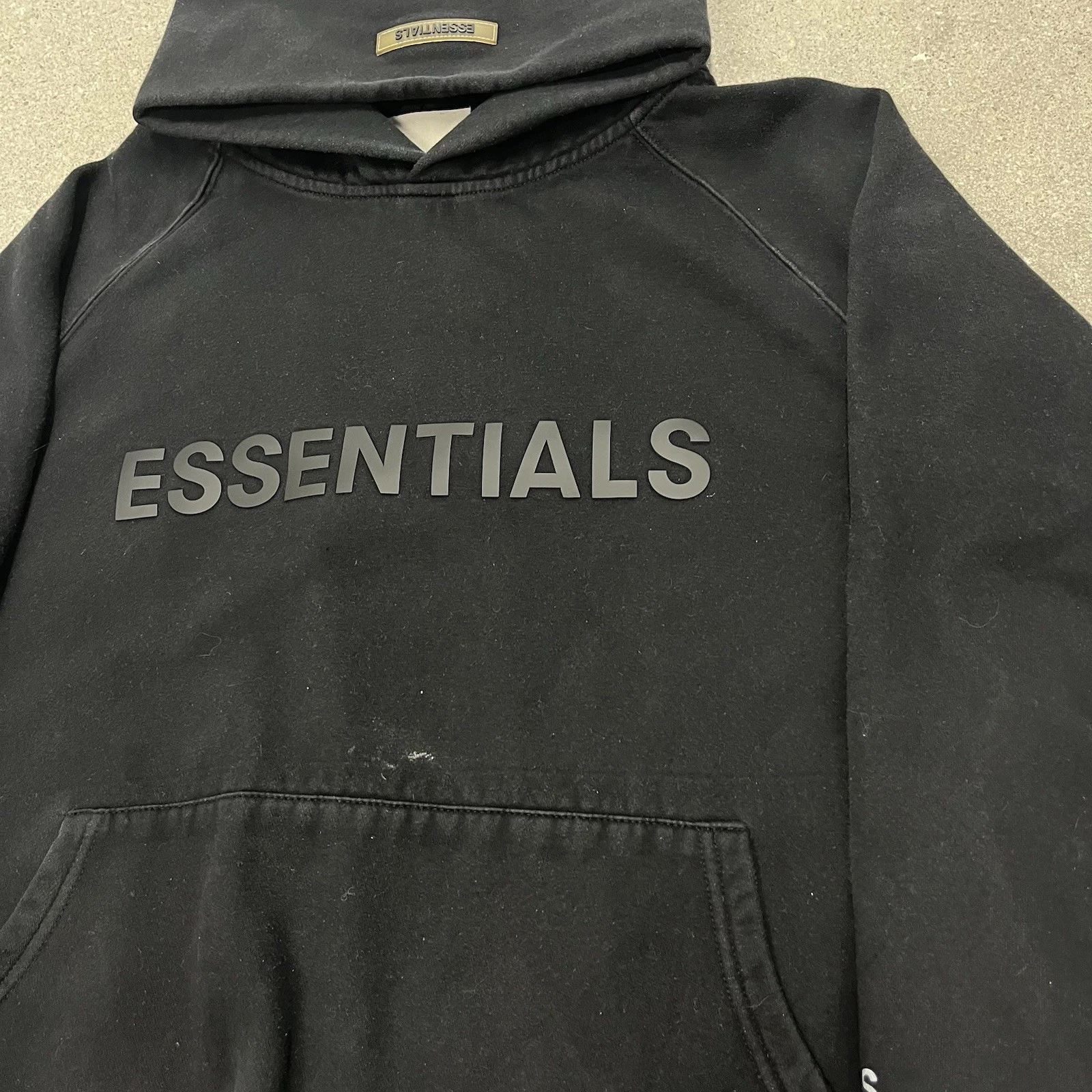 Felpa con cappuccio Essentials Fear Of God logo 3d taglia large nera