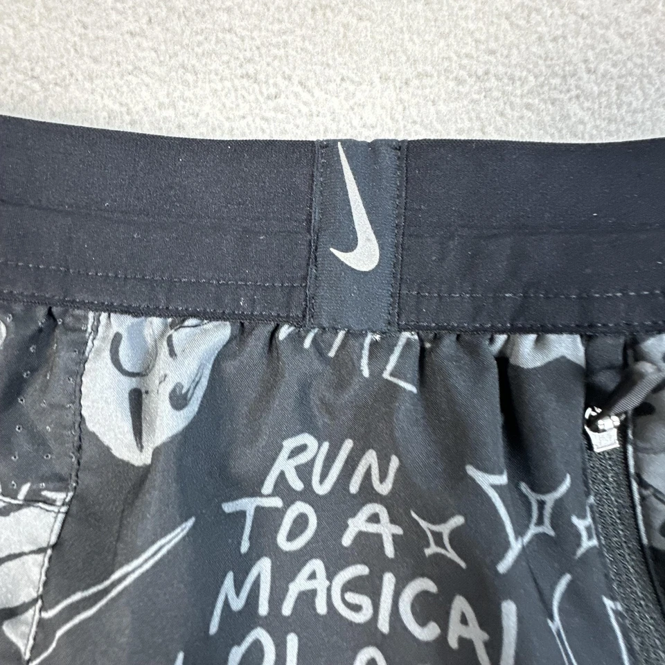 Nike Shorts Mens Medium Air Nathan Bell Graffiti Print Reflective Lined AT7807 - Image 4 of 4