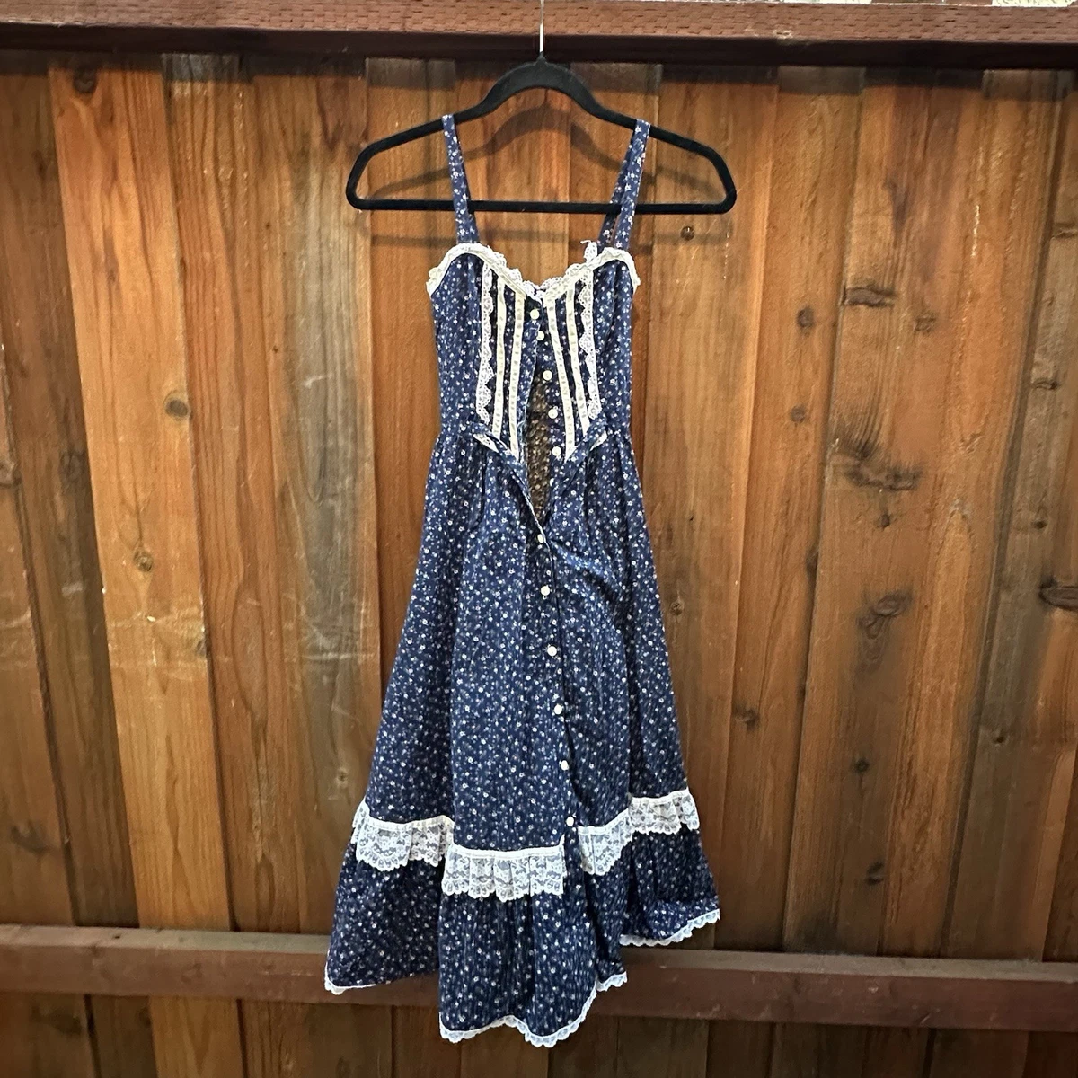 blue gunny sack dress Vintage Gunne Sax Maxi Dress in Light Blue -- Size 9. $29.00, via Etsy