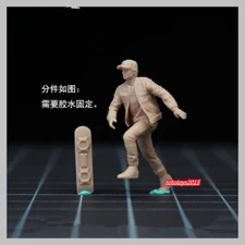 1/64 Back To The Future Marty Hat Scene Miniture Figure Fit Cars Vehicles Toys