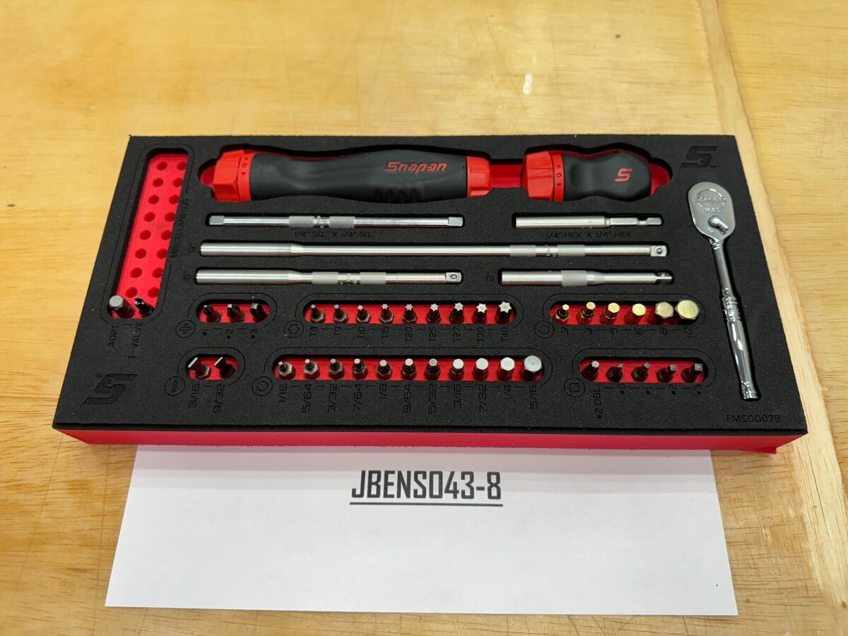 Snap-on Tools NEW RED 46pc Soft Grip Ratcheting Screwdriver Snap-on Tools NEW RED 46pc Soft Grip Ratcheting Screwdriver