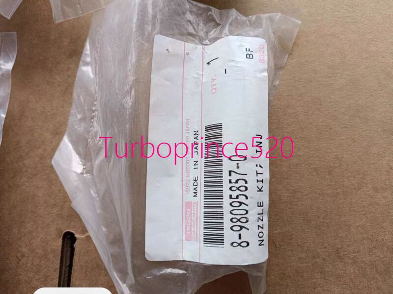 NEW 105019-1960 F01G29U00F NP-DLLA152PN381 ISUZU NOZZLE SET