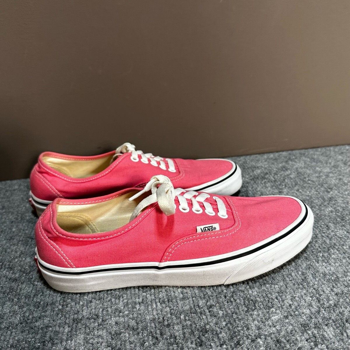 Vans Retro Classic Unisex Canvas Sneakers US Mens 7.5 Womens 9 Lace Up Shoes Vans Shoes Mens 7.5 Womens 9 Pink Canvas Lace Up Old Skool  main image 3