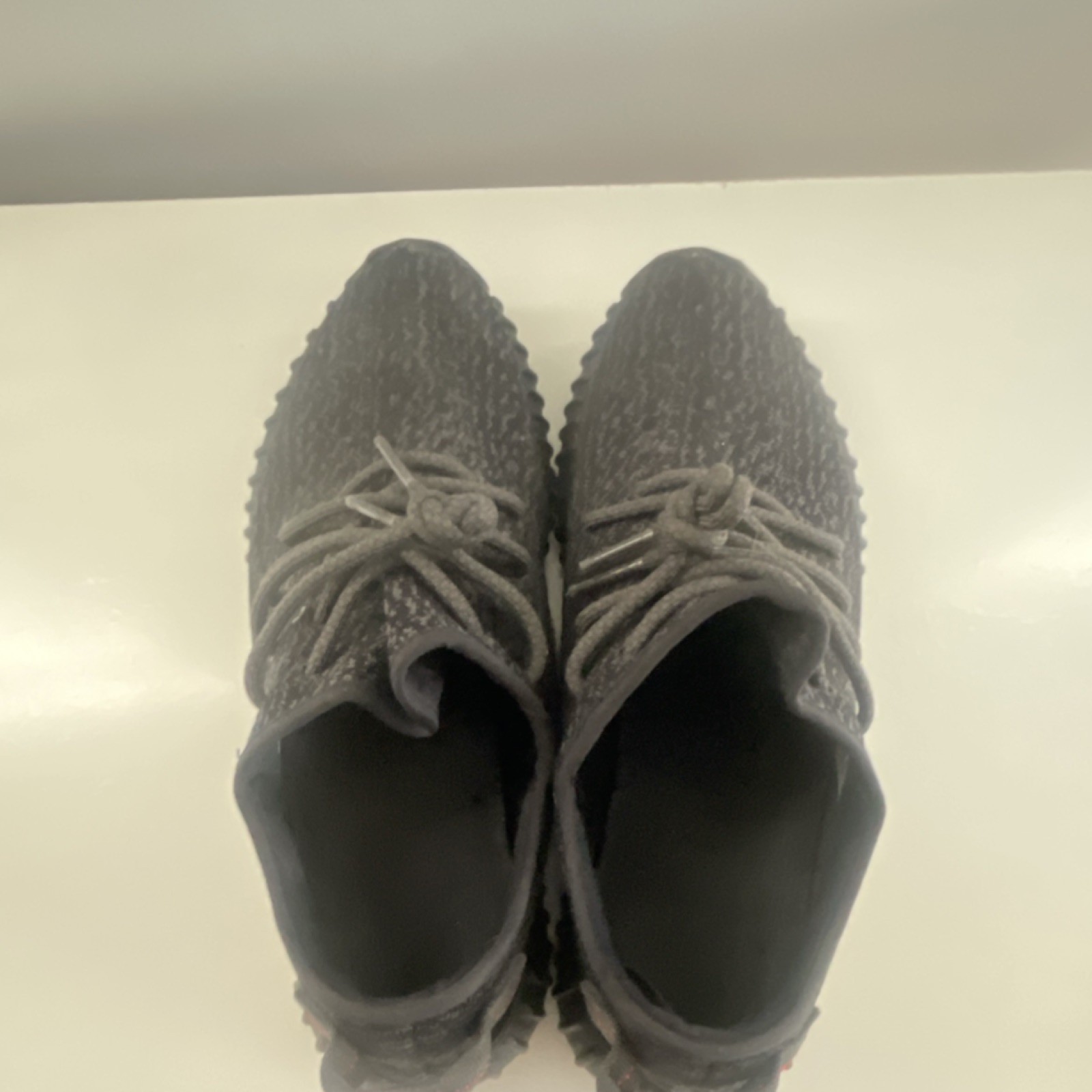 adidas Yeezy Boost 350 Pirate Black Men's Low Top Sneakers Lace Up Black thumbnail 3