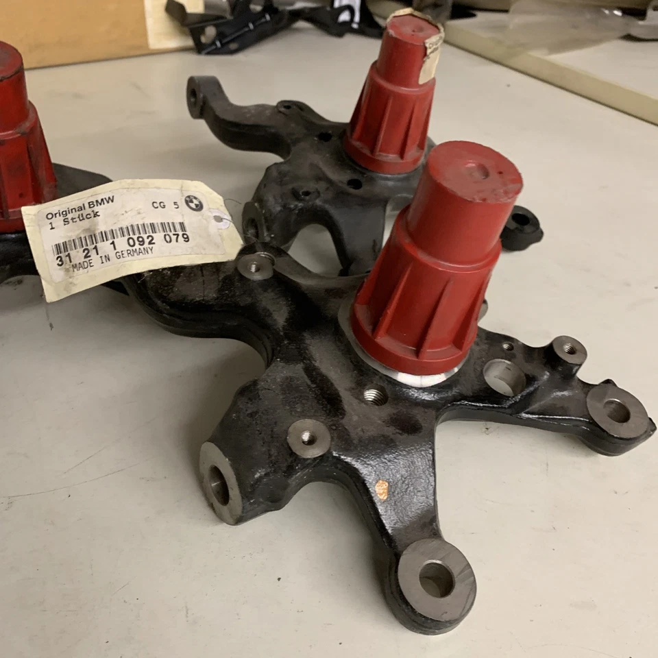 BMW E36 Achsschenkel Vorne Links 31211092079 Original - Bild 2 von 4