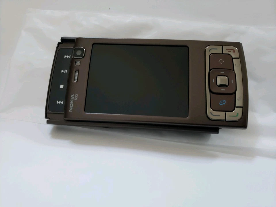Nokia N95 -  (Unlocked) Smartphone Copper Brown Rare - Image 4 of 4