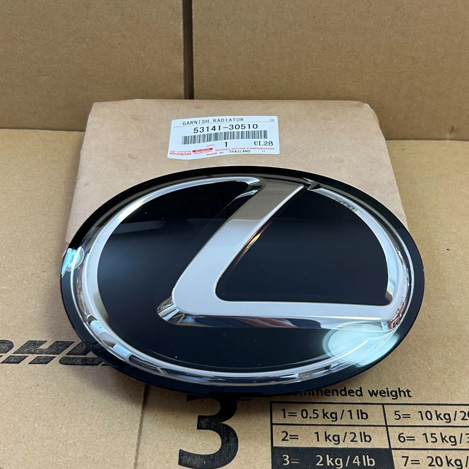【NEW】Toyota Genuine Lexus GS450h GS460 LS460 GARNISH, Radiator Gr 53141-30510 - Image 3 of 4