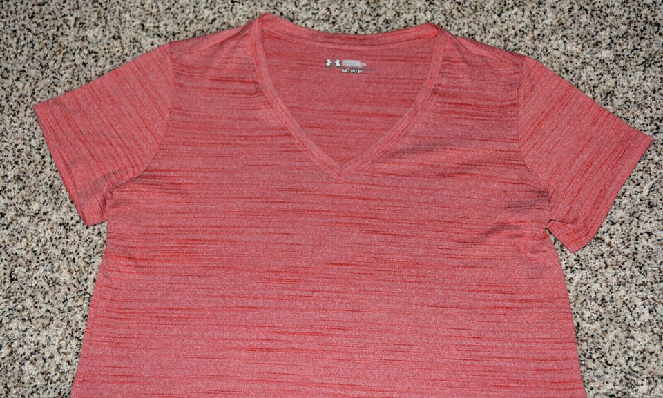 Under Armour Women's Medium ShortSleeve Red Heather VNeck Activewear