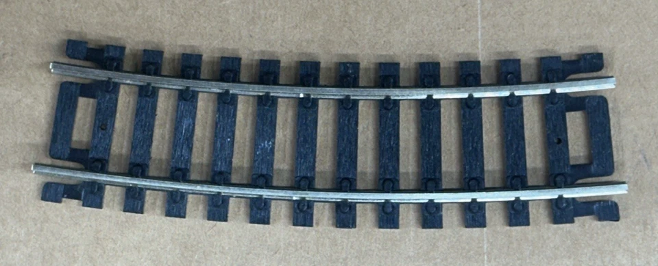 EIGHT (8) 1/2-15" RADIUS NEW ATLAS NICKEL SILVER TRACK CURVED #832-FREE SHIP - Image 2 of 3