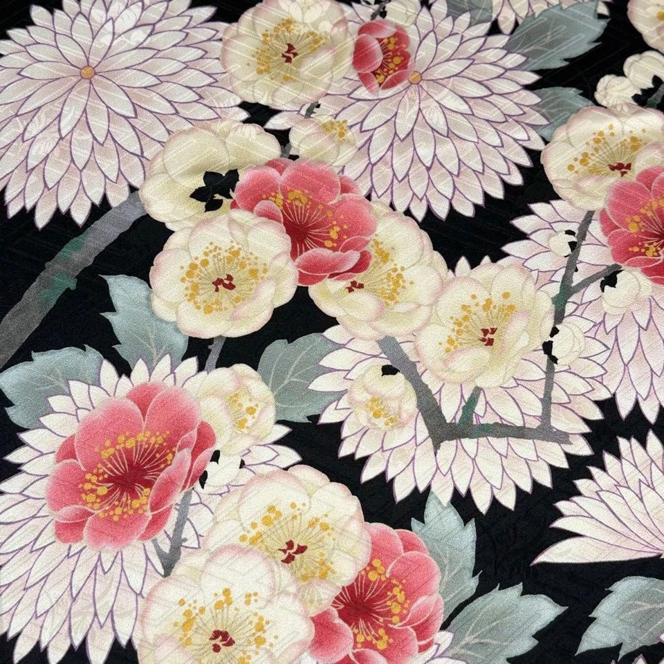 Tela de seda Kyoyuzen 40x124 cm patrón negro Tsubaki Dalia Kyoto textil Foto 3 de 4