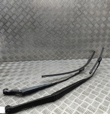 Braccetti tergicristallo anteriori TOYOTA C-HR MK2 AX20 85211-F4080-A RHD 2025 32841096
