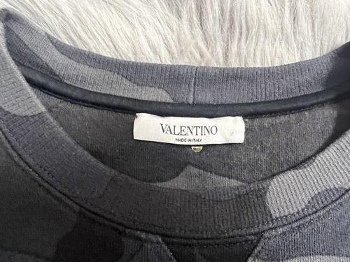 VALENTINO Med Sweatshirt Camouflage Rockstud Black Gray Top Crewneck $2200 - Picture 5 of 11