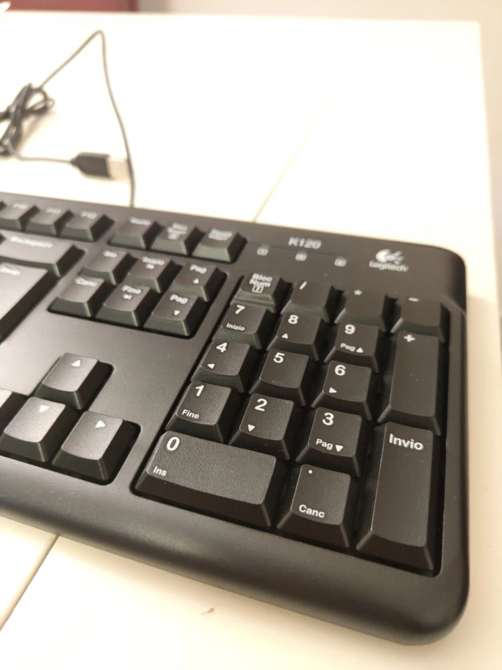Tastiera Logitech K120 | Nuova | Cavo USB Plug-and-Play - Immagine 2 di 4
