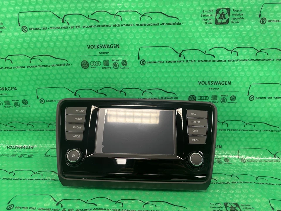 New Genuine Skoda Octavia Sat Nav Screen 6.5" touchscreen 5E0919605J 2013-2017 - Image 2 of 4