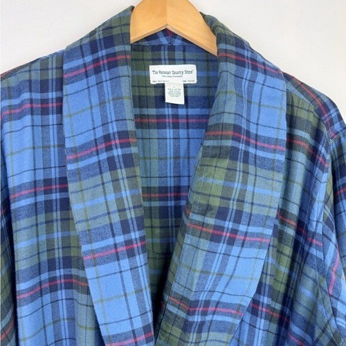 The Vermont Country Store Portuguese Flannel Robe - Picture 3 of 9