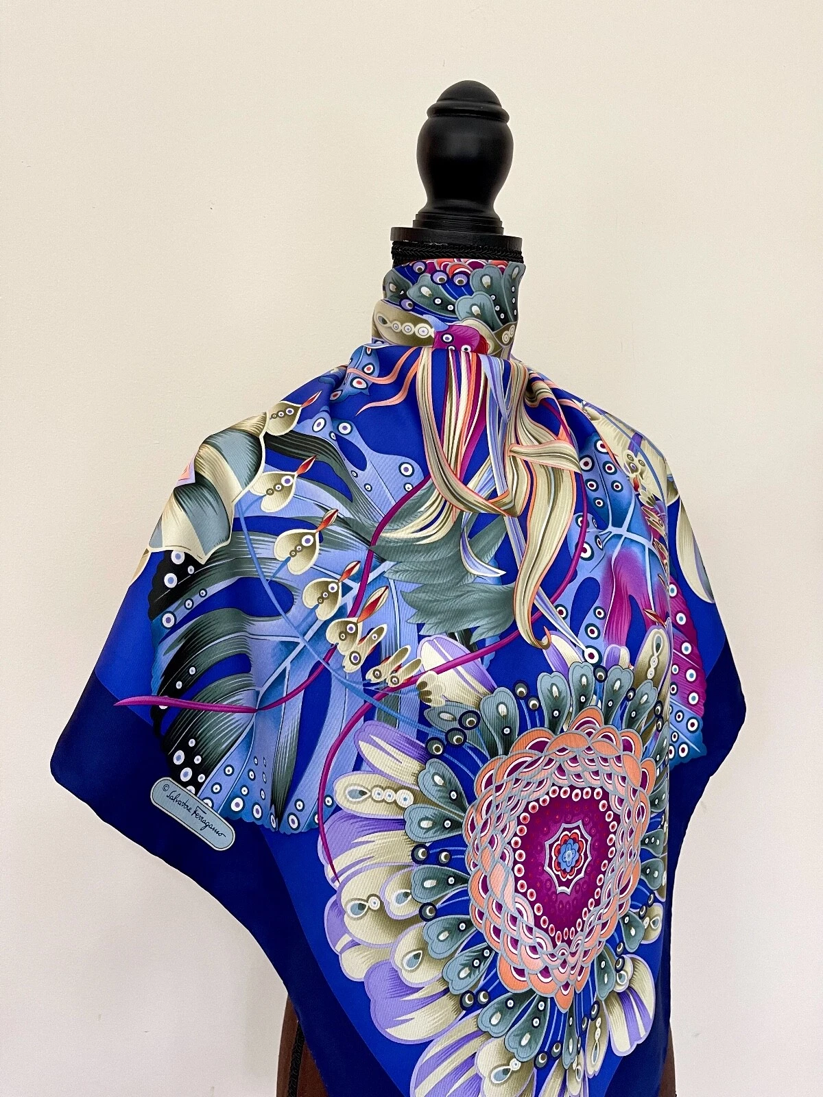 Unisex Salvatore Ferragamo Square Scarf Floral Print Blue Green Pink Silk Wrap