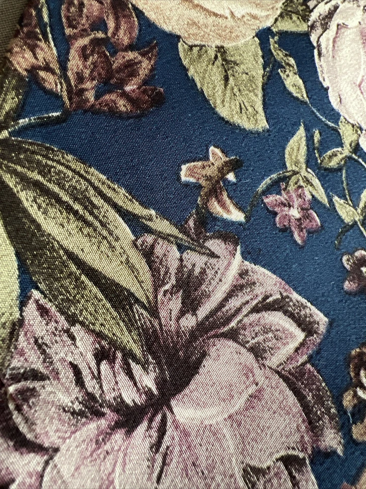 Corbata sin etiquetas Karl Lagerfeld para hombre pura seda estampado floral cuello diseño G2U Foto 4 de 4