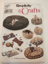 Simplicity 9065 Dog ~ Cat Beds Dish Mats One Size 