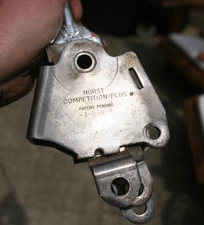 Hurst Competition Plus 4 Spd Shifter Vintage - Body 35B2 Case #3138 Handle #3232