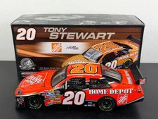 Action 1:24 Tony Stewart Home Depot 2008 Camry NASCAR - MINT