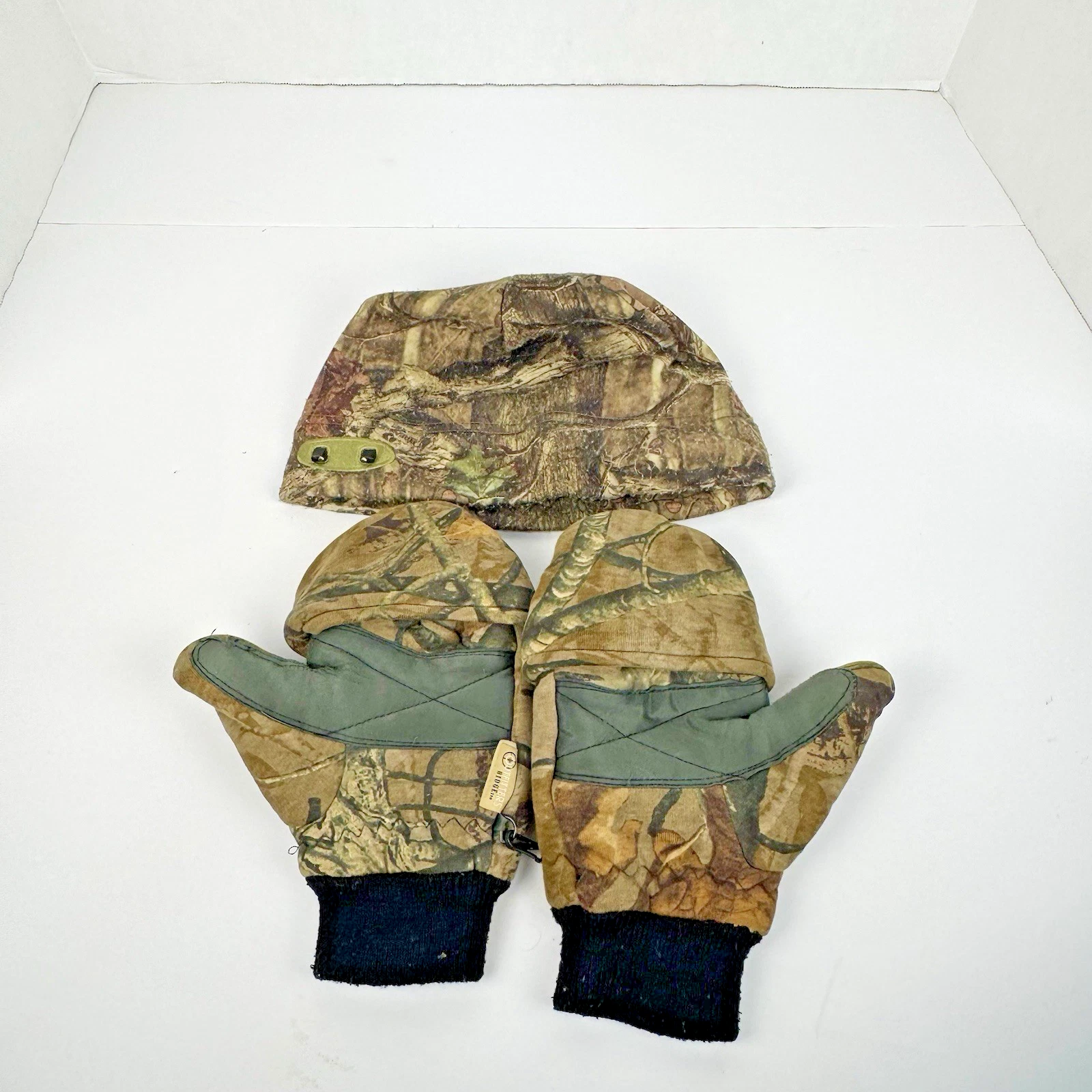 Paramount Outdoors Camo LED Beanie Hat + Insulated Mittens Gloves Large