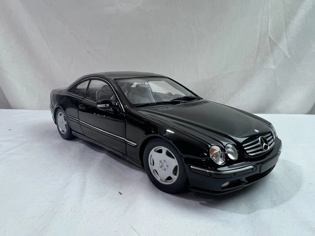 Mercedes-Benz 1:18 коллекционная модель автомобилей и грузовиков