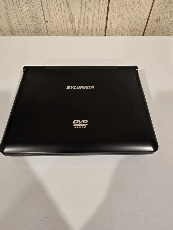 Reproductor de DVD portátil Sylvania SDVD7014 negro 7 pulgadas SDVD7014 leer descripción  Foto 4 de 4