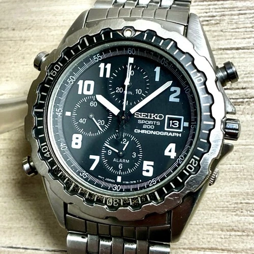 Seiko 1996 Vintage Sports 200 Pilots Quartz Chronograph Watch 7T32-7D19 41.5mm