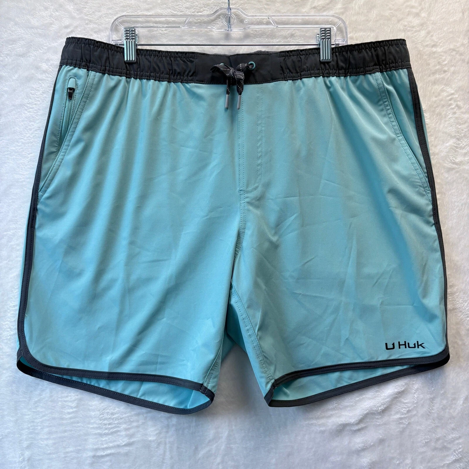 Huk Performance Hybrid Shorts Men Sz 2XL Quick Dry Lightweight Athletic