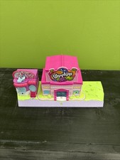 Shopkins Shoppies Lil' Secrets Secret Small Mall Multi Level Playset
