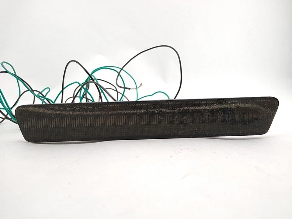 Par de luces de señalización laterales traseras para Ford Mustang SN95 cupé para 1999-2004 99 Foto 2 de 4