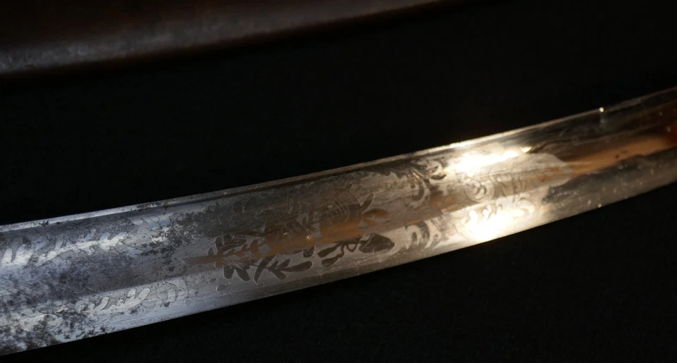 War of 1812 Era US Army Cavalry Dragoon Saber Sword Star Etched Blade & Scabbard - Image 4 of 4