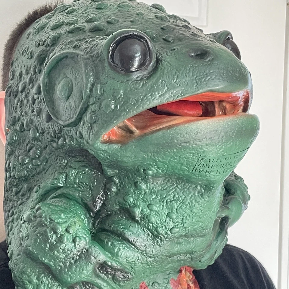 Lizard Reptile Costume Mask Guts Horror Gross Creepy Scary Halloween Vintage 80s - Image 2 of 4