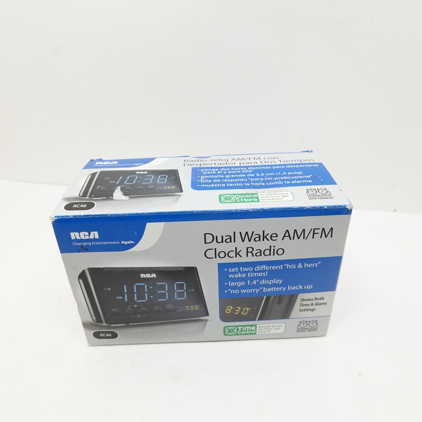 RCA RC 46 Dual Wake AM/FM Clock Radio Automatic Time Set Large 1 . 4 " LED Display photo RCA RC 46 Dual Wake AM/FM Clock Radio Automatic Time Set Large 1 . 4 " LED Display featured image
