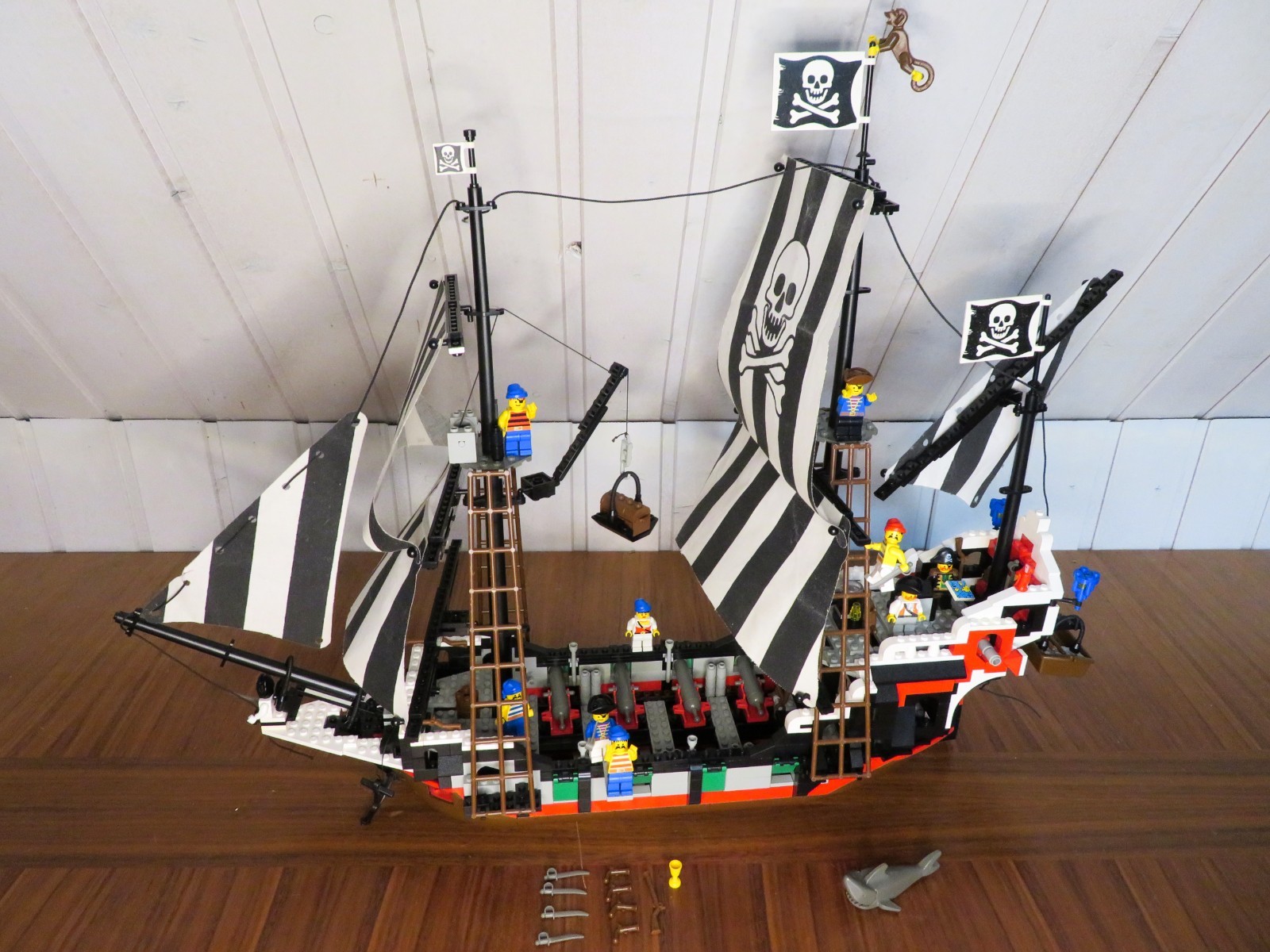Lego 6286 - Skull's Eye Schooner Piratenschiff