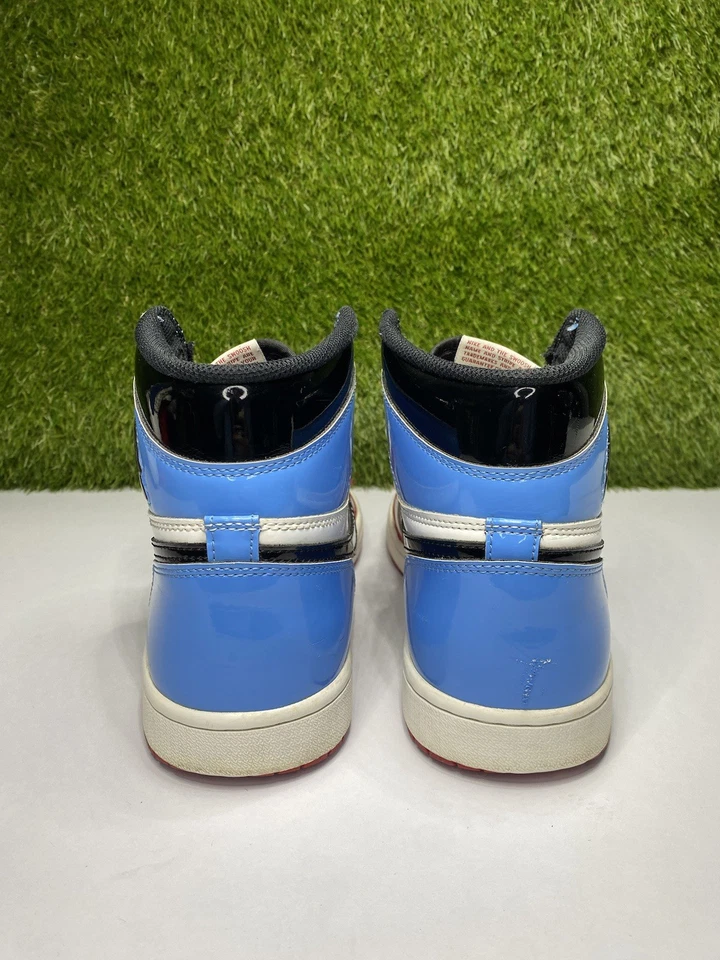 Air Jordan 1 Fearless Retro High OG Size 10.5 Mens Sneakers 2019 CK5666-100 - Image 4 of 4