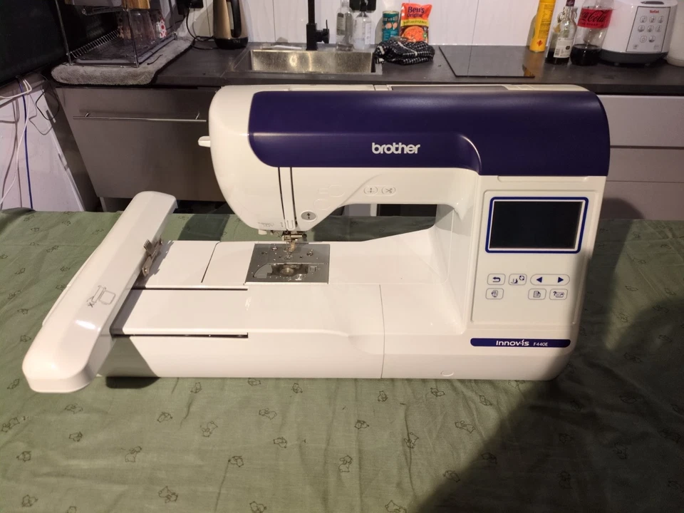 Brother Innov-is F440E Computerised Embroidery Machine - Excellent Condition - image 4 of 4