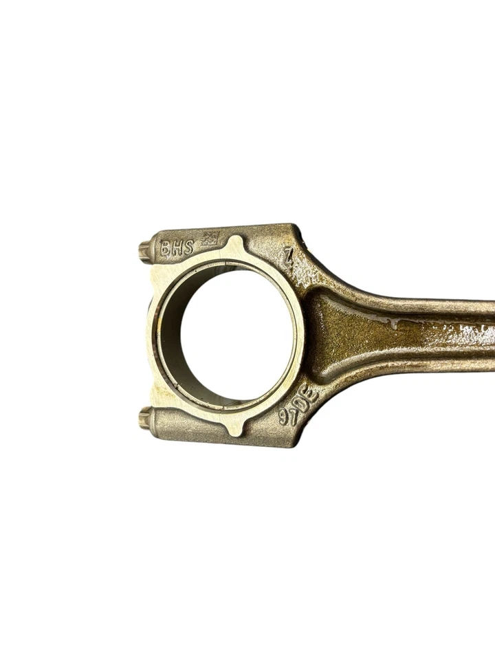 Porsche Macan 95B 2017-2018 2,0 L pistón motor 4 cilindros en línea con biela Foto 2 de 4