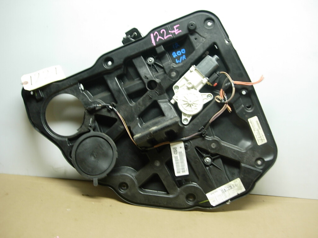 11 12 13 14 Chrysler 200 REAR Driver Side Window Regulator W/ Motor #122-E