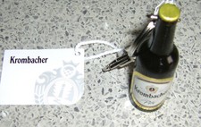 KROMBACHER BIER-SCHLÜSSELANHÄNGER UND ÖFFNER-FLASSCHE-25 gramm-6,8 cm hoch-TOP-!