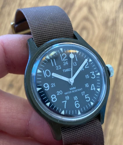 Vintage Timex Hand-Wind Mens Watch Military Camper MacGyver Works OD Green Case