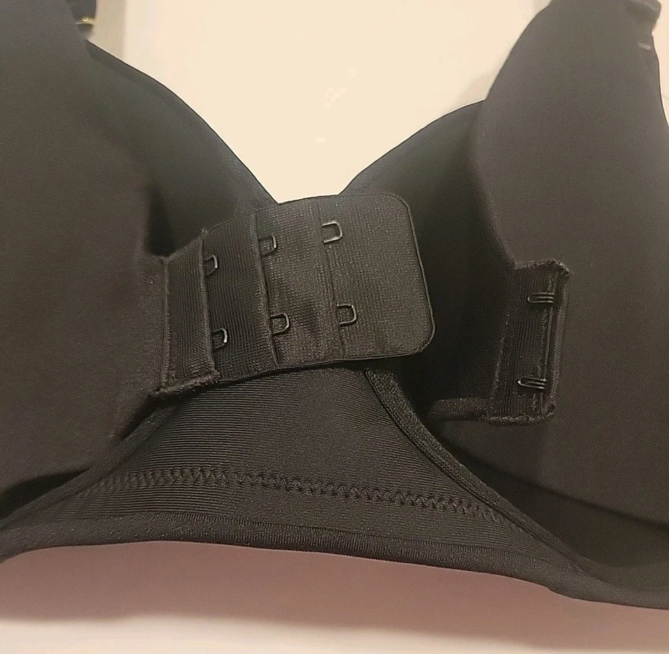 Sujetador Vanity Fair Beauty espalda sin aros talla 38B negro estilo 72345 nuevo con etiquetas Foto 4 de 4