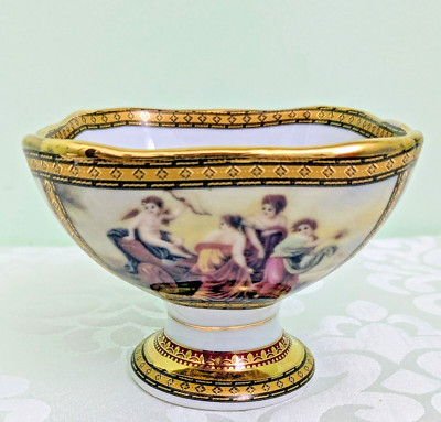 Rare VTG/ATQ Limoges ''CASTEL CAD'' Open Pedestal Porcelain Bowl: 4.2X4.2X3'', 7oz