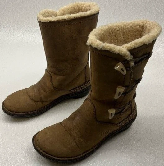 Ugg hotsell kona boots