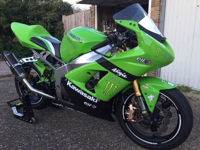 KAWASAKI ZX636R 2003-2018 CRASH MUSHROOMS FRONT & REAR AXLE KAWASAKI ZX636R 2003-2018 CRASH MUSHROOMS FRONT & REAR AXLE