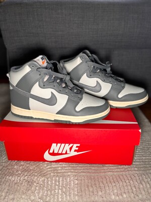 Size 7 - Nike Dunk SE High Light Bone