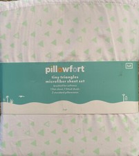 Pillowfort White  Mint Green Tiny Triangles Full Size Sheet Set Microfiber New